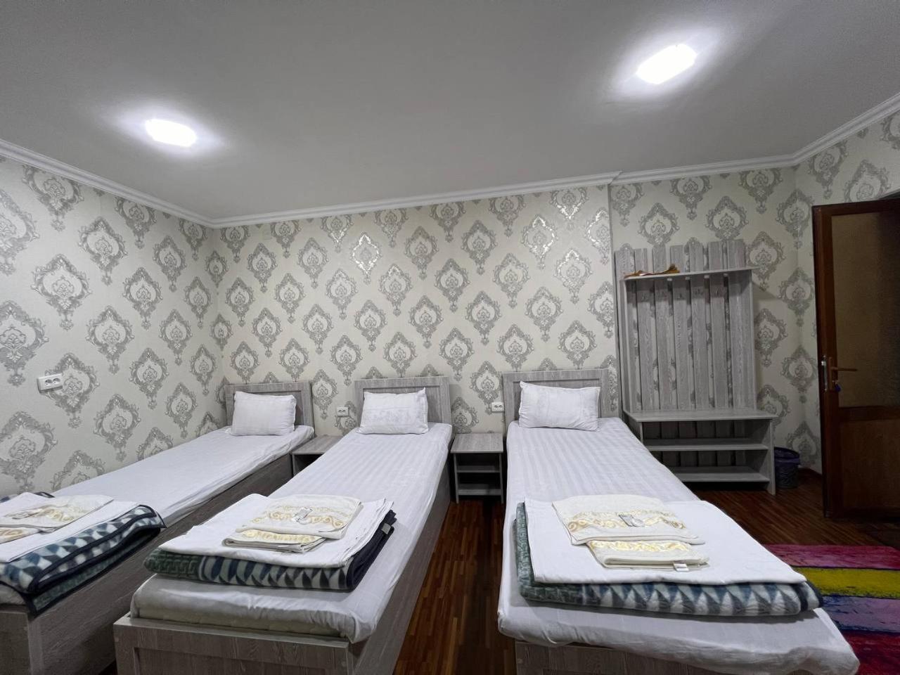 Aziz Hotel Samarkand Esterno foto